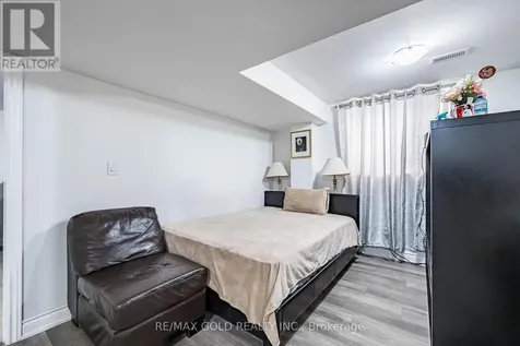 781 Gilmour Crescent Shelburne ON L9V 3X2