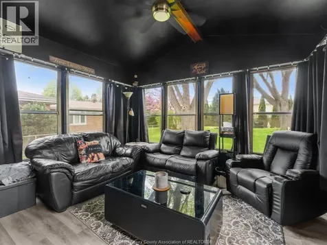 11 Warren Avenue Leamington ON N8H 2R3