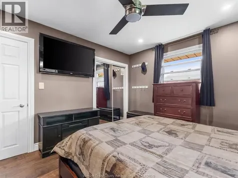 11 Warren Avenue Leamington ON N8H 2R3