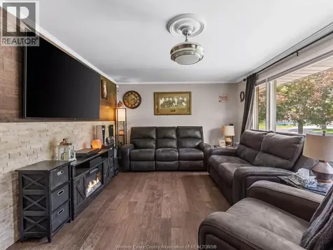 11 Warren Avenue Leamington ON N8H 2R3
