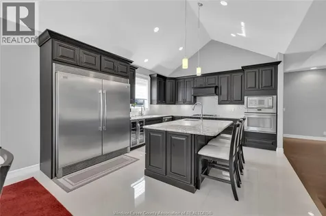 2 Malibu Drive Leamington ON N8H 5G4