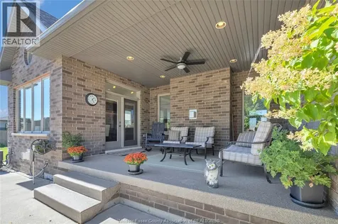 2 Malibu Drive Leamington ON N8H 5G4