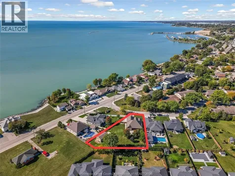 2 Malibu Drive Leamington ON N8H 5G4
