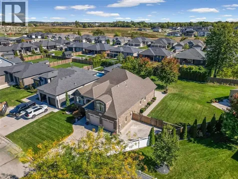 2 Malibu Drive Leamington ON N8H 5G4