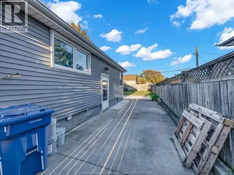 2616 Tourangeau Road Windsor ON N8W 4N9