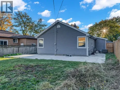 2616 Tourangeau Road Windsor ON N8W 4N9