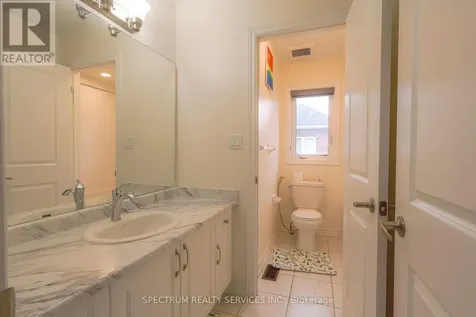 2300 Grainger Loop Innisfil ON L9S 0M9