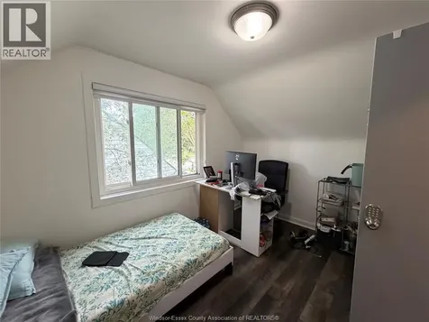 1206 Rankin Windsor ON N9B 2S6