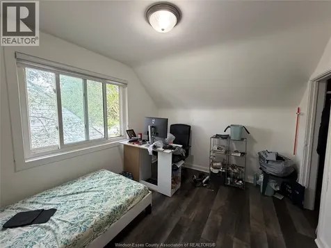 1206 Rankin Windsor ON N9B 2S6