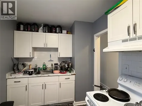 1206 Rankin Windsor ON N9B 2S6