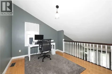 32 Notchwood Court Kitchener ON N2A 3L6