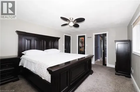 32 Notchwood Court Kitchener ON N2A 3L6