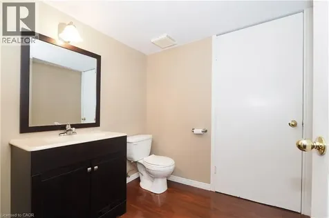 32 Notchwood Court Kitchener ON N2A 3L6