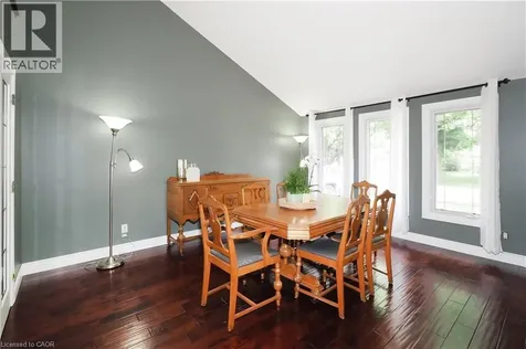 32 Notchwood Court Kitchener ON N2A 3L6