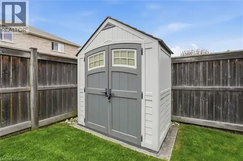 27 Barrett Avenue Brantford ON N3S 0B2