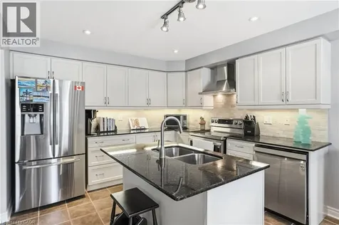 27 Barrett Avenue Brantford ON N3S 0B2