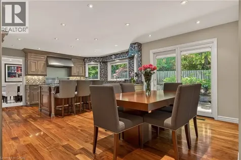 23 Lantern Lane Dundas ON L9H 6N9