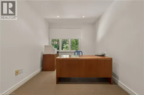 23 Lantern Lane Dundas ON L9H 6N9