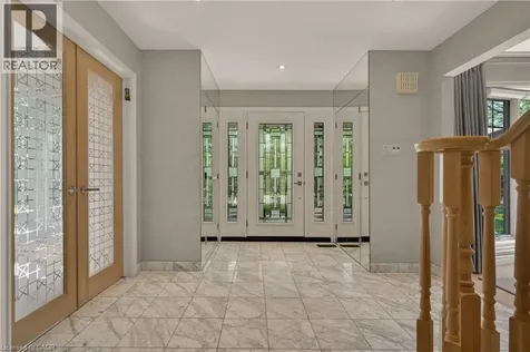 23 Lantern Lane Dundas ON L9H 6N9