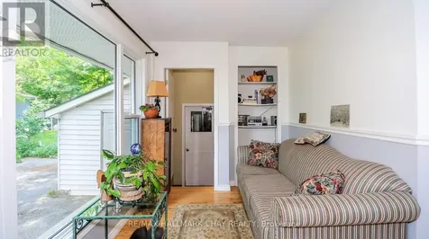 15 Murray Street Orillia ON L3V 2L8