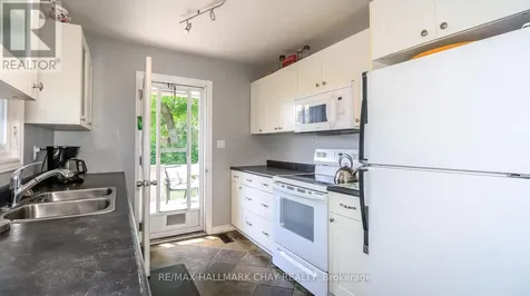15 Murray Street Orillia ON L3V 2L8