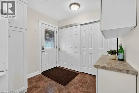 272 Cope Street Hamilton ON L8H 5B5