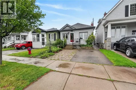 272 Cope Street Hamilton ON L8H 5B5