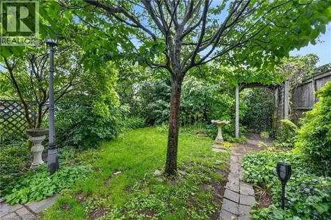 272 Cope Street Hamilton ON L8H 5B5