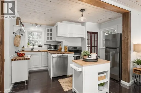 469 Rowanwood Road Huntsville ON P0B 1M0