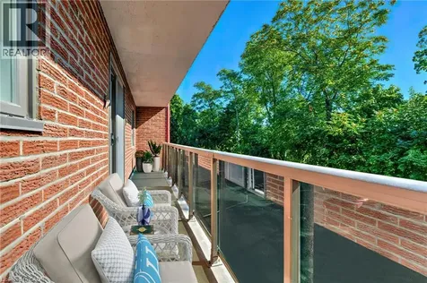 2373 King Street East Hamilton ON L8K 1X9