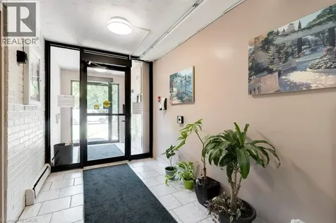 2373 King Street East Hamilton ON L8K 1X9