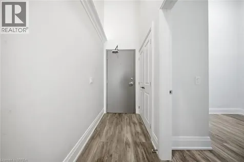 11 Queen Street Brantford ON N3T 3B1