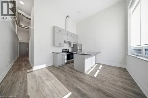 11 Queen Street Brantford ON N3T 3B1