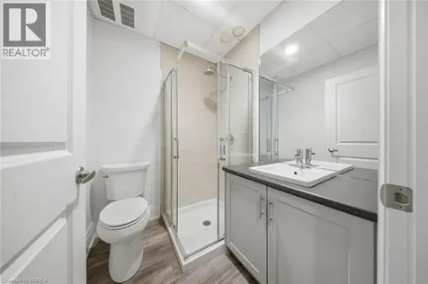 11 Queen Street Brantford ON N3T 3B1