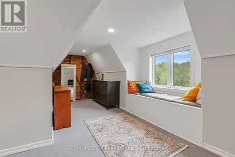 176 5th A Street East Owen Sound ON N4K 1C5