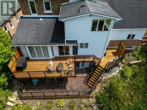 176 5th A Street East Owen Sound ON N4K 1C5