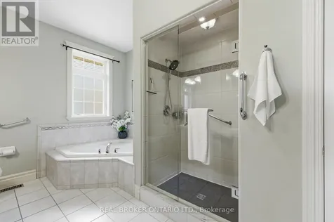 114 Pennsylvania Crescent Kitchener ON N2P 2S6