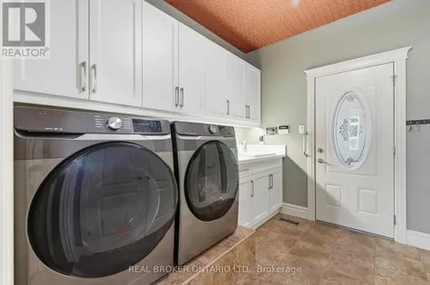 114 Pennsylvania Crescent Kitchener ON N2P 2S6