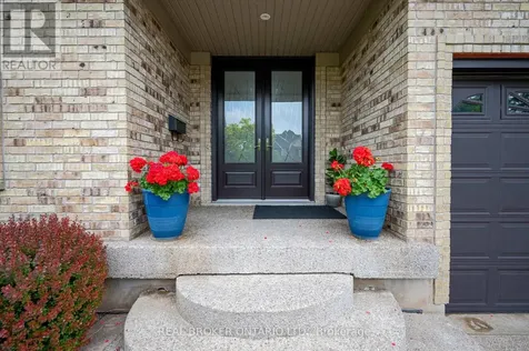 114 Pennsylvania Crescent Kitchener ON N2P 2S6