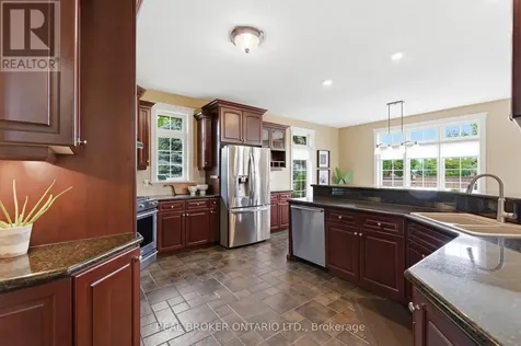114 Pennsylvania Crescent Kitchener ON N2P 2S6