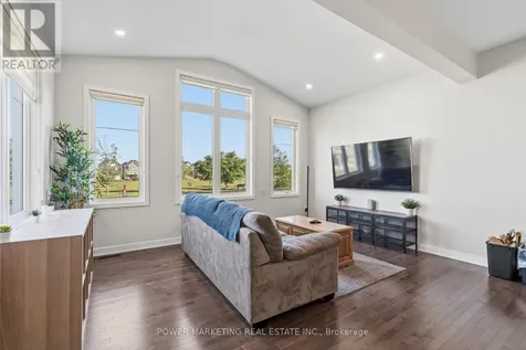 129 Hackamore Crescent Ottawa ON K0A 2Z0