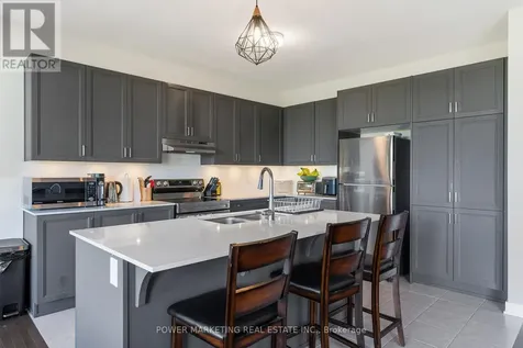 129 Hackamore Crescent Ottawa ON K0A 2Z0