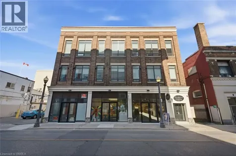 11 Queen Street Brantford ON N3T 3B1