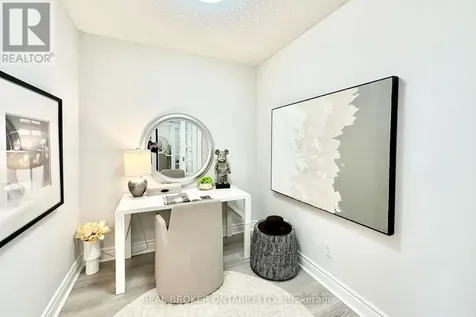 5 Northtown Way Toronto (willowdale East) ON M2N 7A1