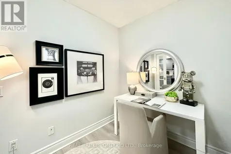 5 Northtown Way Toronto (willowdale East) ON M2N 7A1