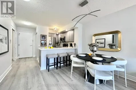 5 Northtown Way Toronto (willowdale East) ON M2N 7A1