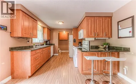 82 Roseneath Crescent Kitchener ON N2E 1V9