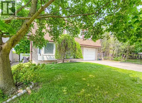 82 Roseneath Crescent Kitchener ON N2E 1V9