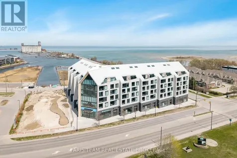 31 Huron Street Collingwood ON L9Y 1C3