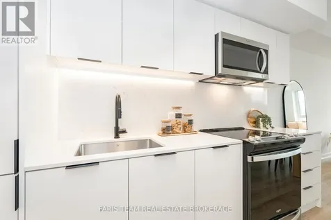 31 Huron Street Collingwood ON L9Y 1C3